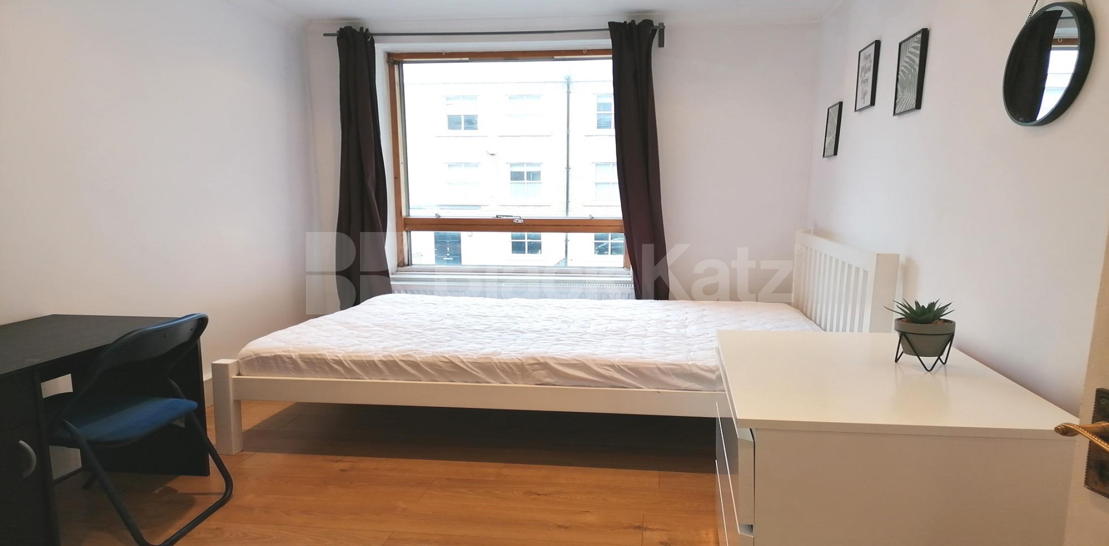 			LET , 2 Bedroom, 1 bath, 1 reception Apartment			 Morecombe Street , Elephant and Castle